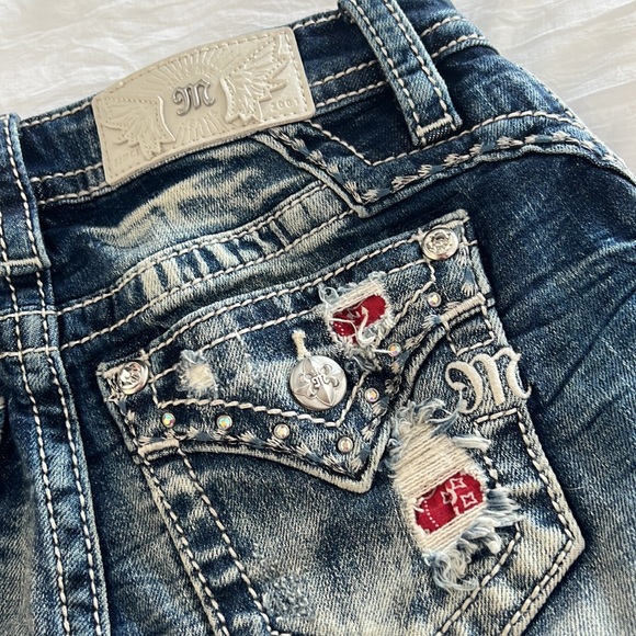 Miss Me Shorts - Picture 7 of 8